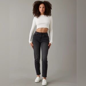 American Eagle Outfitters Black Curvy Mom Jean High Rise Relax Fit size 12